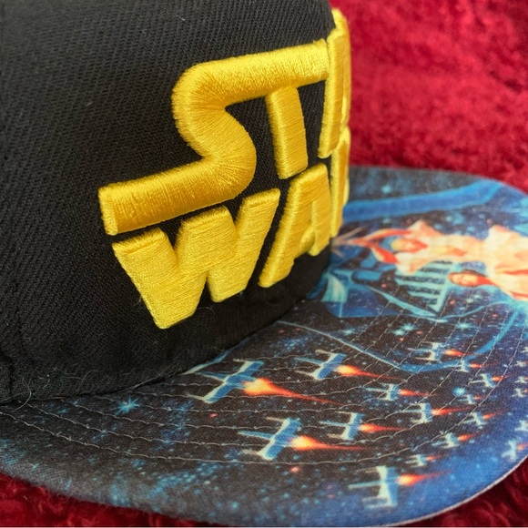 Star Wars Embroidered Snapback Hat - Picture 4 of 11